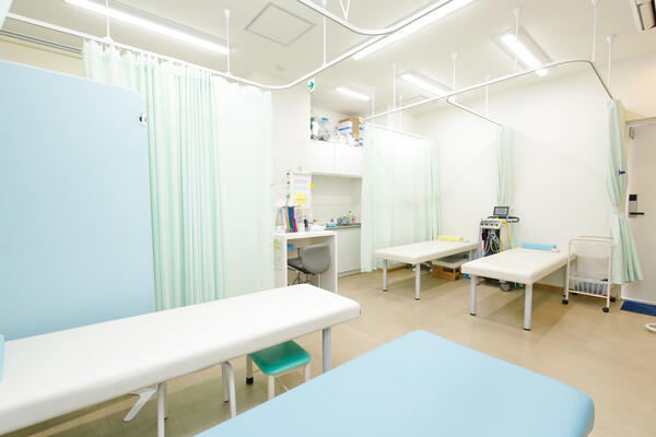 八丁堀さとうクリニック（整形外科 / パート）の理学療法士求人メイン写真3