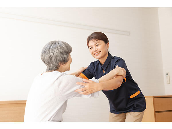 デイサービスセンター なごやか向ヶ丘遊園（正社員）の准看護師求人メイン写真2