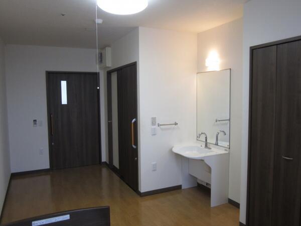 サービス付き高齢者向け住宅　夢眠たがじょう（常勤）の介護職求人メイン写真4