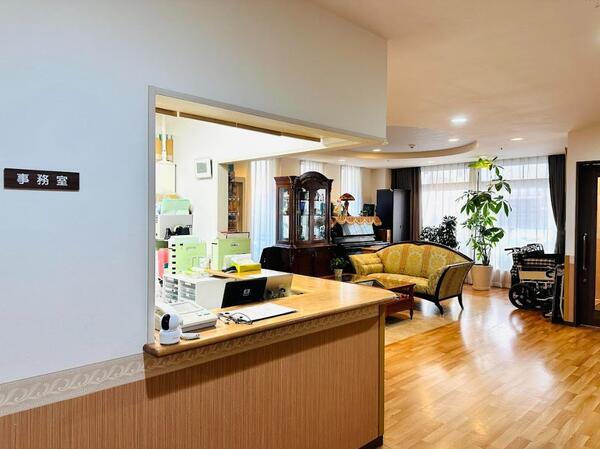 有料老人ホーム アグナス住吉公園（パート）の介護福祉士求人メイン写真3