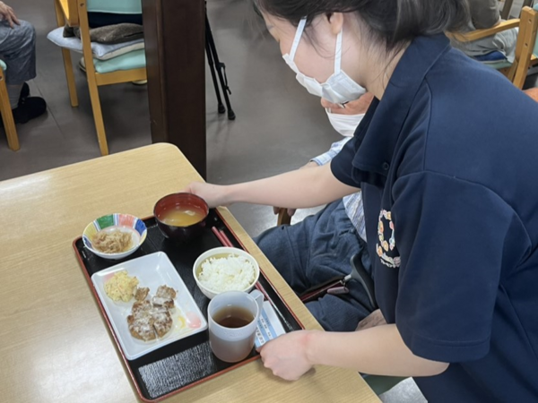 ブルーミングケア千葉中央の調理師/調理員求人メイン写真2