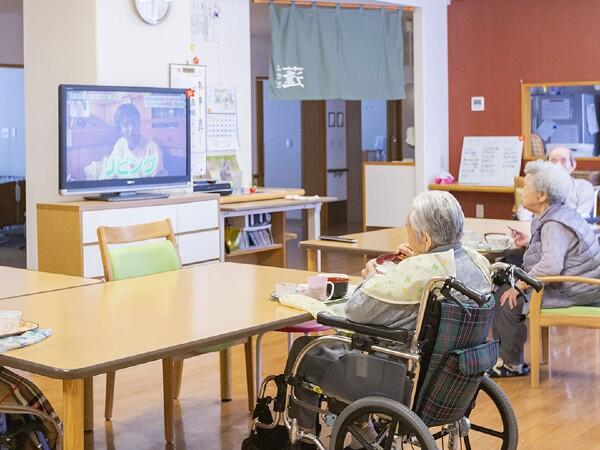 特別養護老人ホーム慈苑（常勤）の介護福祉士求人メイン写真3