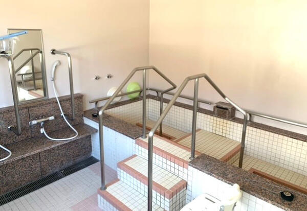 介護付有料老人ホーム 夢眠いさわ（常勤）の介護職求人メイン写真4