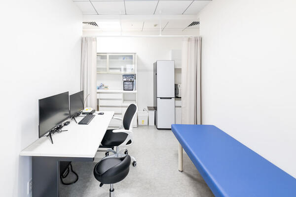 東京東雲整形外科（パート）の看護助手求人メイン写真2