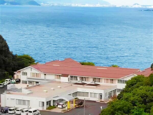 介護老人保健施設 ライフケア回春苑（常勤/夜勤専従） の介護福祉士求人メイン写真2