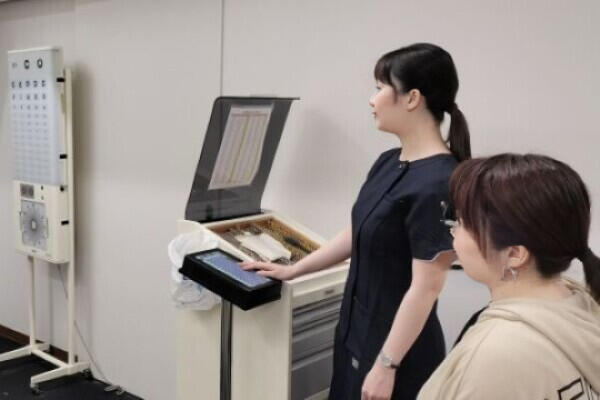 池袋サンシャイン通り眼科診療所(受付兼眼科検査補助 / 常勤)の医療事務求人の写真