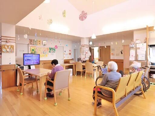 グループホームサンライズ菱形（パート）の介護職求人メイン写真2