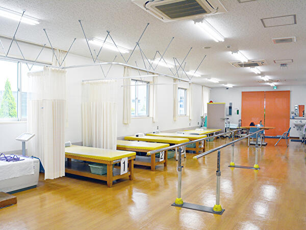 南大和病院（常勤）の理学療法士求人メイン写真3