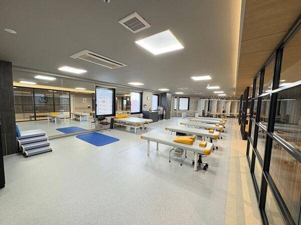 たくみ整形外科 上本町（常勤）の理学療法士求人メイン写真2