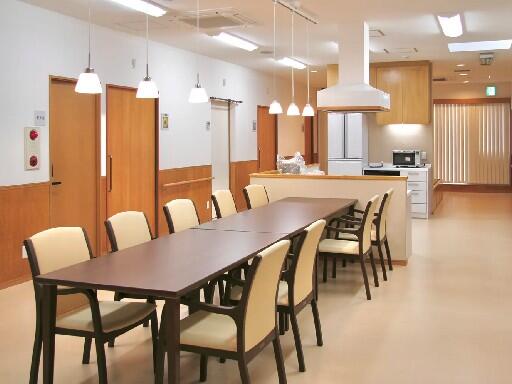 グループホームサンライズ楠野（パート）の介護福祉士求人メイン写真3