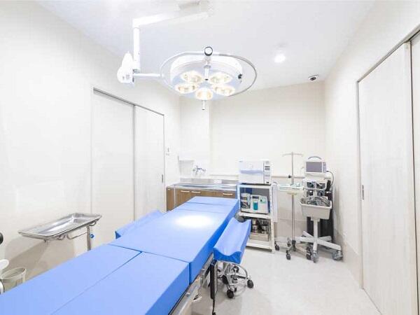 京都駅まつたに乳腺・形成外科クリニック（常勤）の准看護師求人メイン写真4