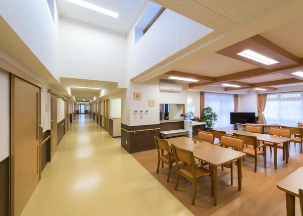 介護付き有料老人ホーム おおぜの郷（宿直パート）の介護職求人メイン写真3