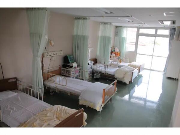 特別養護老人ホーム滝の園（パート）の介護福祉士求人メイン写真3