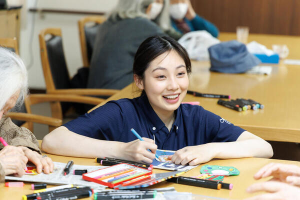小規模多機能ここさいむら青山（夜勤専従）の介護職求人の写真