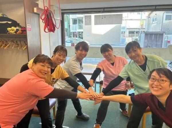 リハビリ訪問看護ステーションayumi(常勤)の理学療法士求人の写真