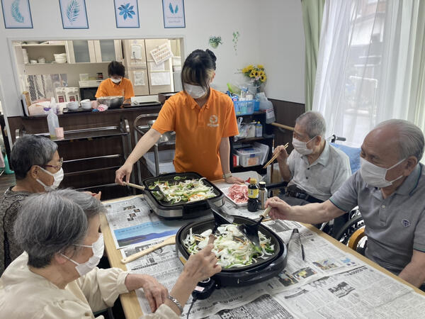 ブルーミングケアマルプ上溝（パート）の介護福祉士求人メイン写真3
