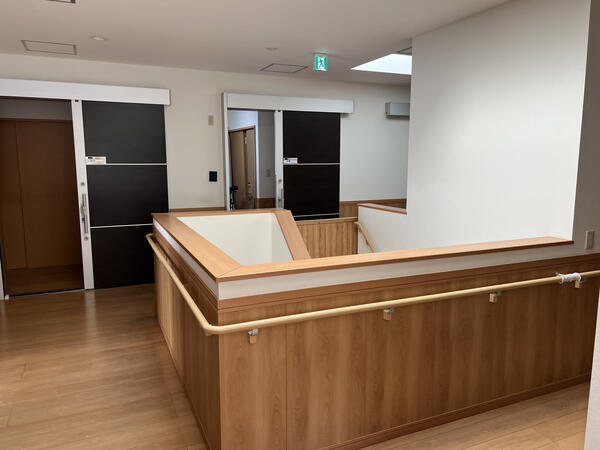 住宅型有料老人ホームプロムナード(夜勤専従パート)の介護福祉士求人サブ写真2