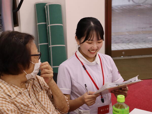 リハビリ型デイサービス  レコードブック高島平（常勤）の准看護師求人サブ写真1