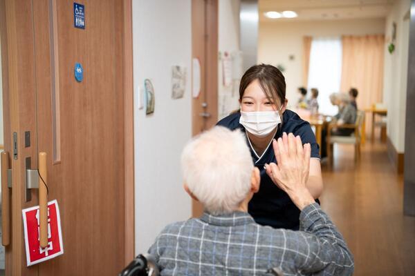 住宅型有料老人ホーム フォンテーヌ町田大蔵（パート）の介護福祉士求人の写真