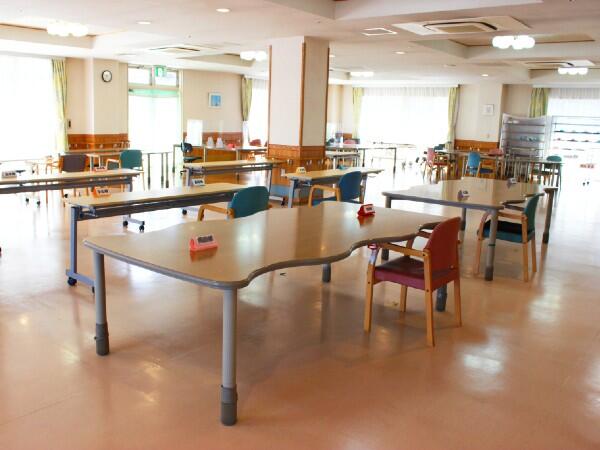 老人保健施設舞子台（入所/パート）の准看護師求人メイン写真3