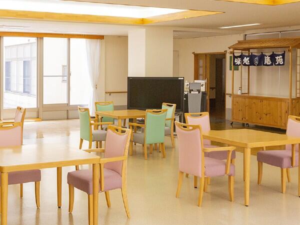 特別養護老人ホーム慈苑（常勤）の介護職求人メイン写真4