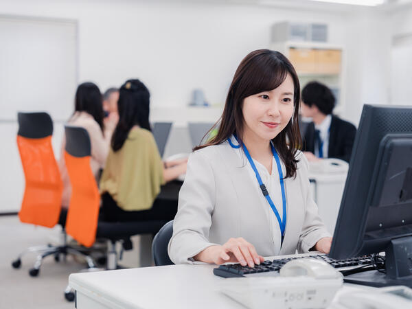 新宿東口眼科医院（採用事務 / パート）の一般事務求人メイン写真4