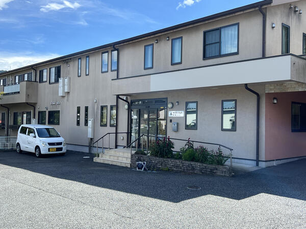 住宅型有料老人ホームAim（施設長） の介護職求人サブ写真1