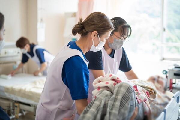 白梅病院（常勤）の看護師求人の写真