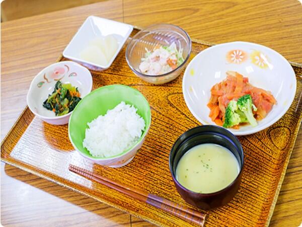 医療法人康生会 溝部病院（常勤）の調理師/調理員求人の写真