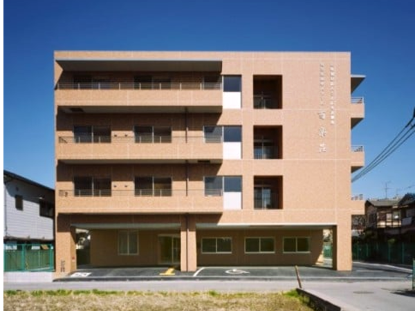 特別養護老人ホーム 百楽荘（常勤）の看護師求人の写真