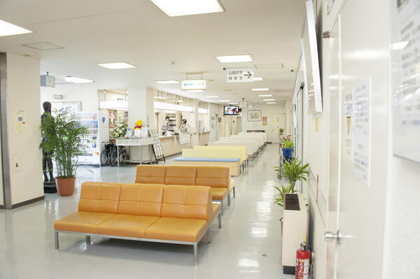 東名病院（病棟/パート）の准看護師求人メイン写真2