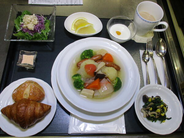 石川病院（パート）の調理補助求人の写真