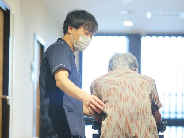 複合型介護施設 リヤンドファミーユ（常勤）の介護福祉士求人メイン写真3