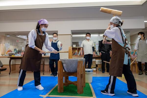 特別養護老人ホーム恵の家（パート）の介護福祉士求人メイン写真2