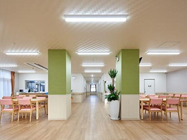 住宅型有料老人ホームレストコート羽曳野（パート・夜勤専従）の介護福祉士求人の写真