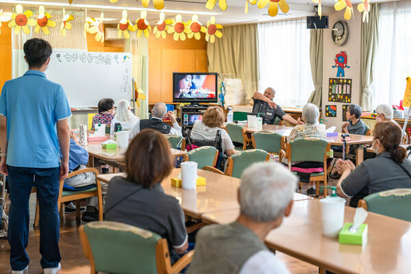 あっとほうむデイサービスセンター（常勤）の介護職求人メイン写真2