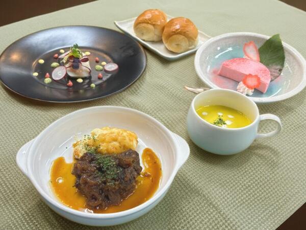 サービス付き高齢者向け住宅 つばさの杜（常勤）の調理師/調理員求人メイン写真2