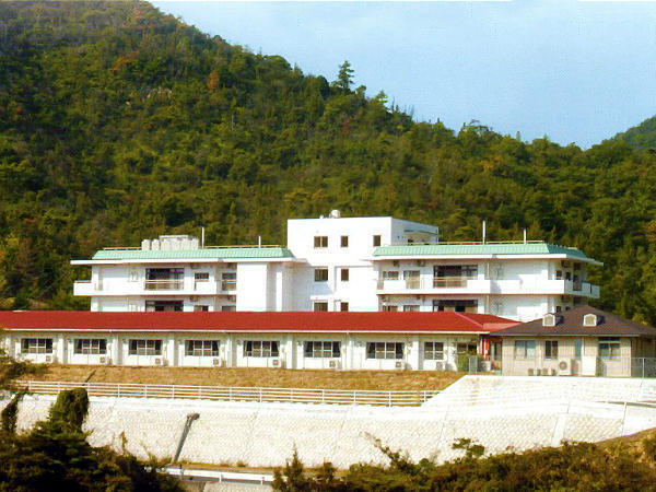 特別養護老人ホームいこい荘（パート）の准看護師求人の写真