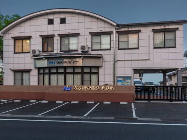 住宅型有料老人ホームグランドハウスミスト（相談員兼介護職/常勤）の介護福祉士求人の写真