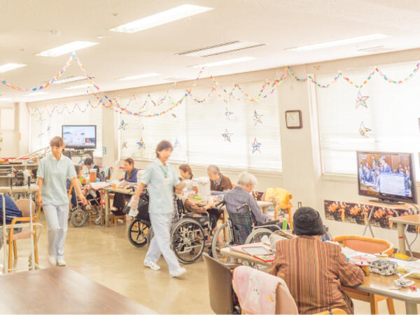 介護老人保健施設みわ苑（パート）の看護師求人の写真