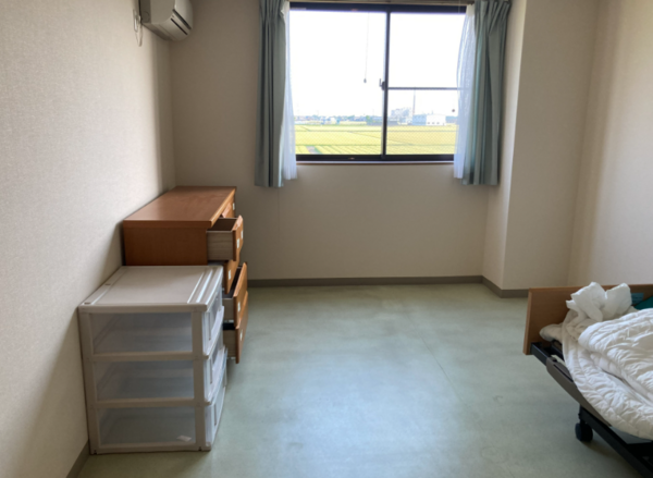 住宅型有料老人ホーム りんごの樹（正社員）の介護福祉士求人メイン写真3