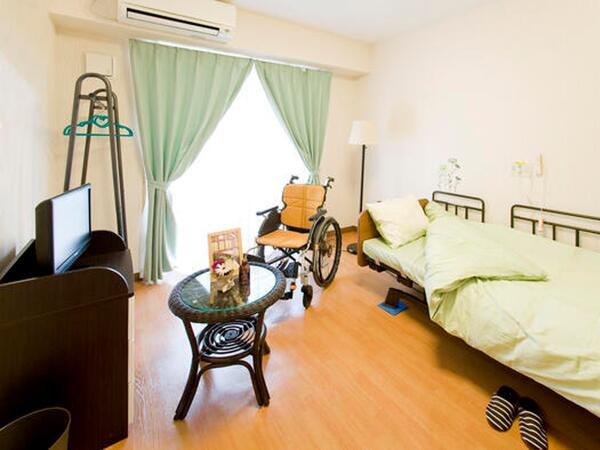 介護付き有料老人ホーム ケア・キューブ寝屋川駅前（常勤）の介護職求人の写真