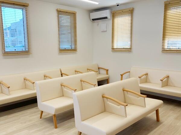 草開ファミリークリニック（パート）の准看護師求人メイン写真4