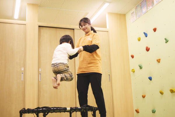 ホップステップ元住吉校（常勤）の言語聴覚士求人メイン写真4