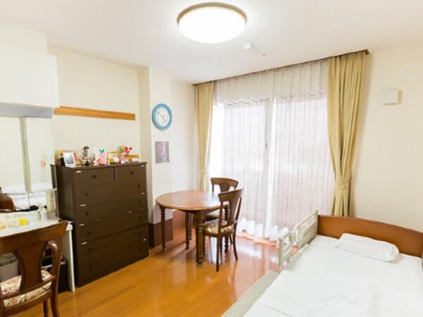 特別養護老人ホーム協同の苑六甲アイランドにじの家（常勤）の介護福祉士求人メイン写真4