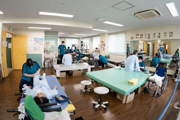 名谷病院（常勤）の理学療法士求人メイン写真2