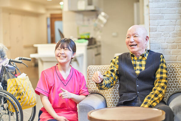 介護老人福祉施設 わかたけ青葉（パート）の介護職求人の写真