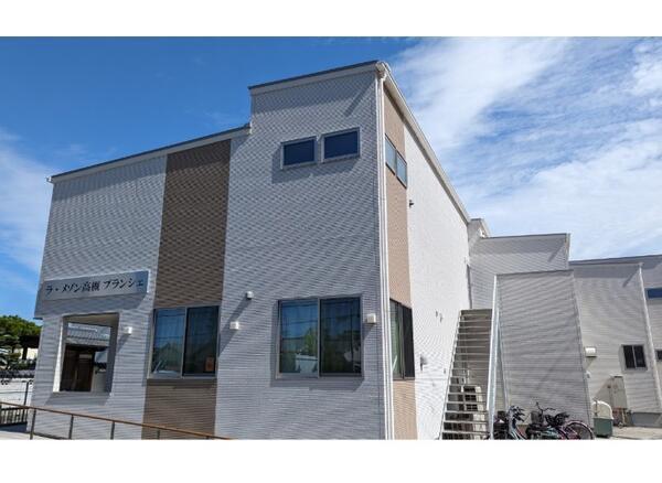 ラ・メゾン高槻ブランシェ（常勤）の介護職求人メイン写真1