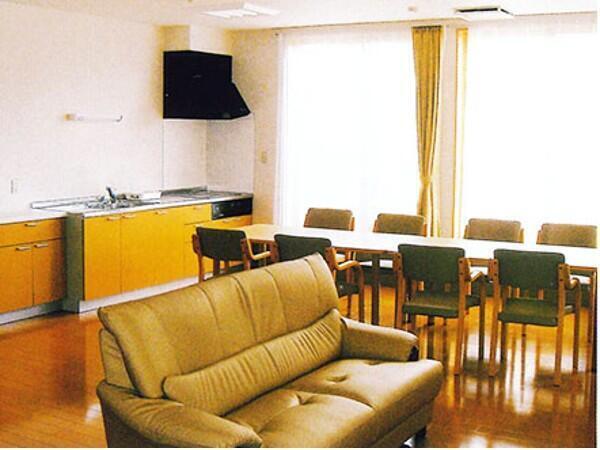 地域密着型特別養護老人ホーム ゆりの希（常勤）の介護職求人メイン写真3