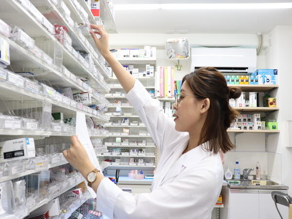 田辺薬局 横浜星川店（正社員） の薬剤師求人メイン写真3